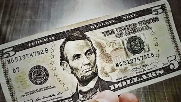 USD/RUB прогноз курса Доллара на 4 июнь 2024