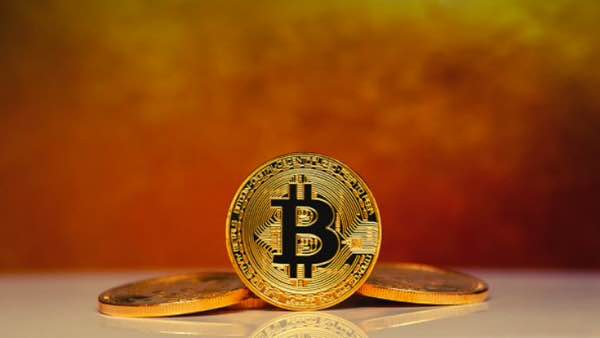 BTC/USD прогноз курса Биткоина на 13 февраля 2025