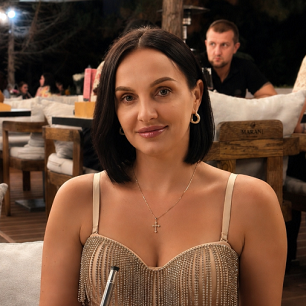 Яна Рогодченко